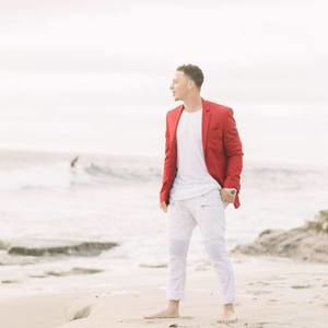 Meet your Posher, Beau